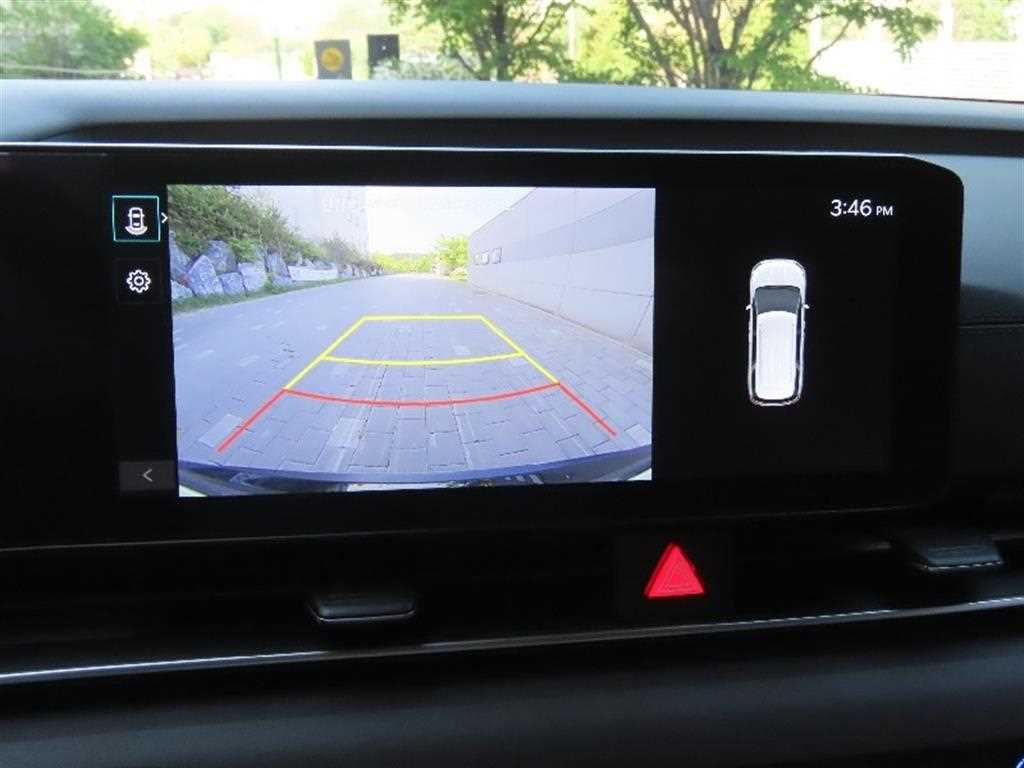 KIA Carnival - Vista 9