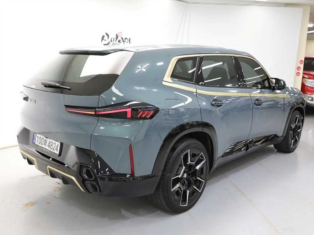 BMW XM - Vista 3