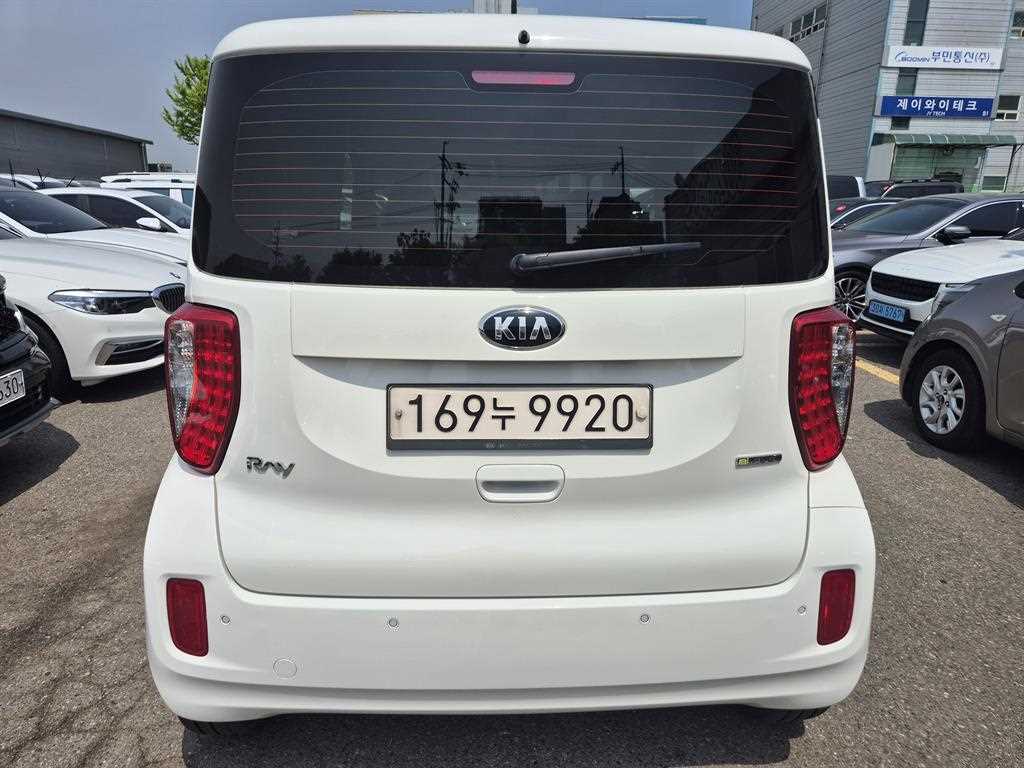 KIA Ray - Vista 2