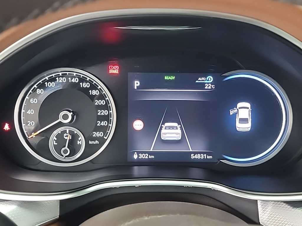 Genesis G80 - Vista 6