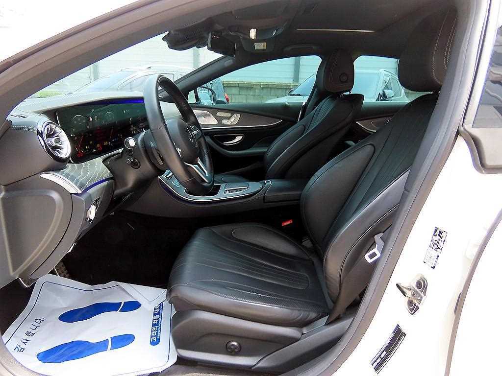 Mercedes Benz CLS Class - Vista 5