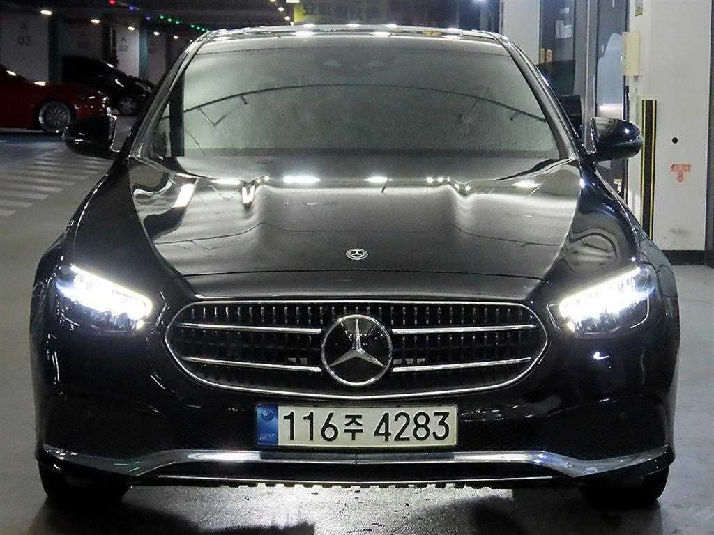 Mercedes Benz E class - Vista 2