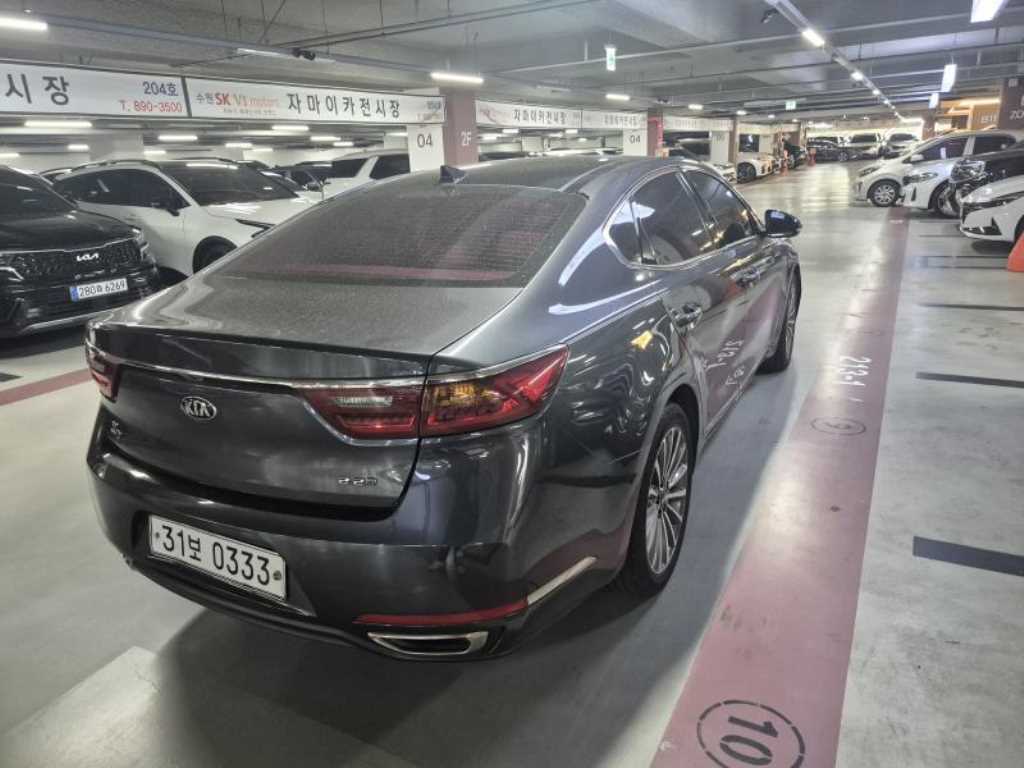 KIA K7 - Vista 4