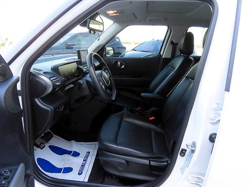 HYUNDAI Casper - Vista 5