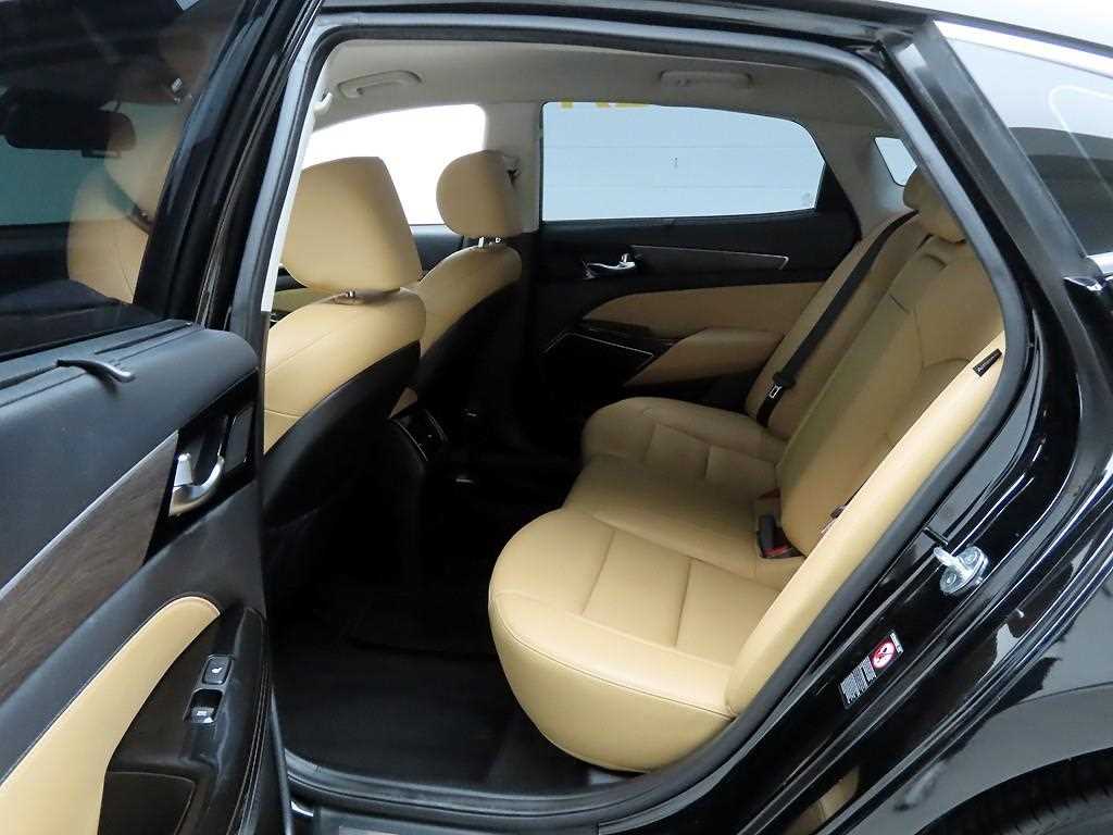 KIA K7 - Vista 12