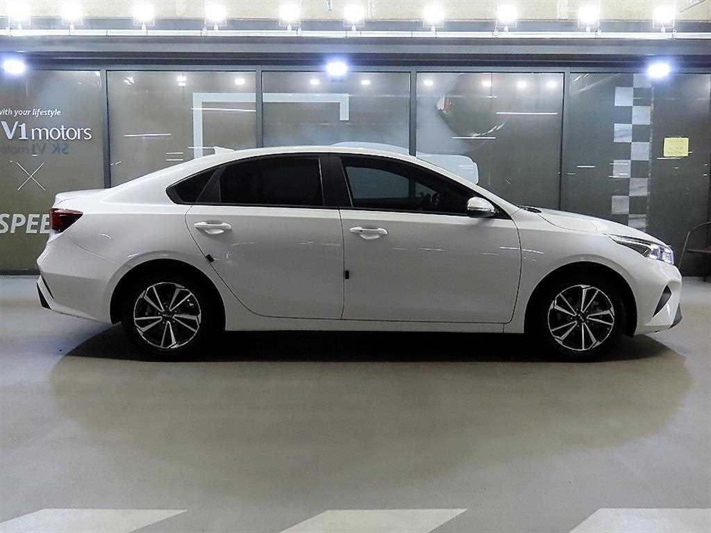 KIA K3 - Vista 3