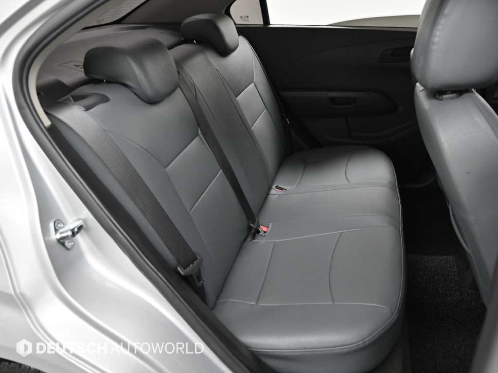 Chevrolet Abeo - Vista 12