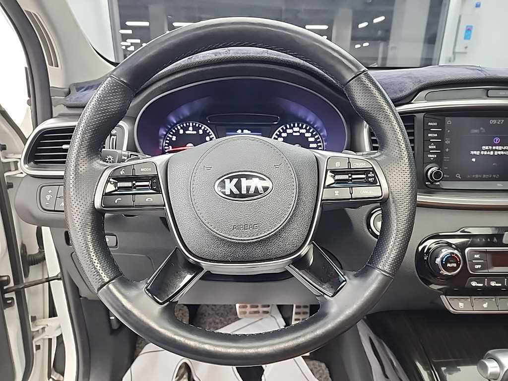 KIA Sorento - Vista 9
