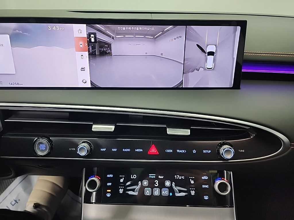 Genesis GV70 - Vista 10