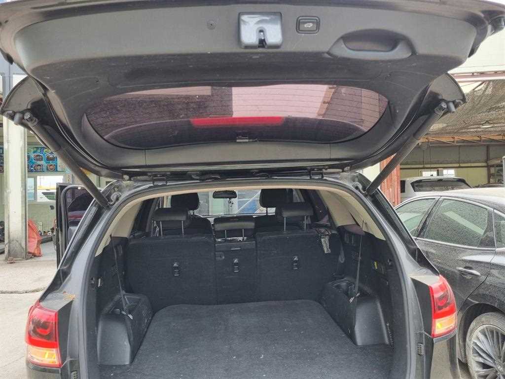 KIA Sorento - Vista 11