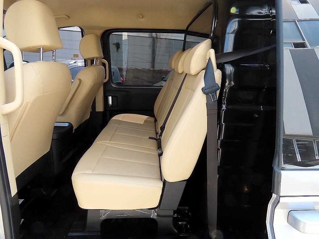 HYUNDAI Staria - Vista 6