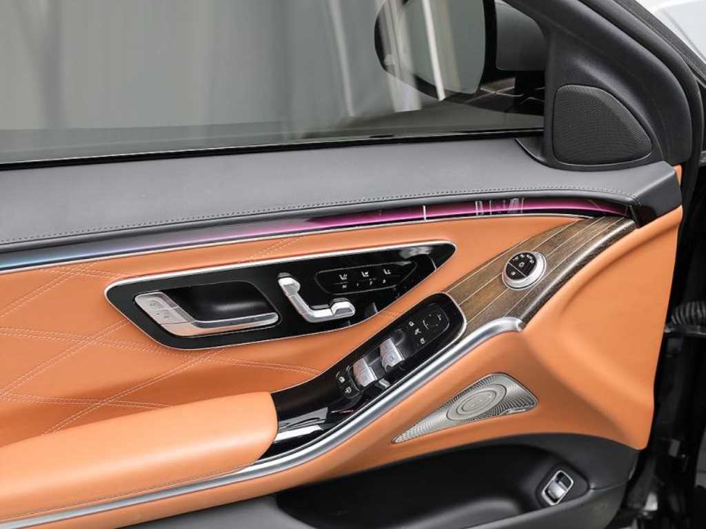 Mercedes Benz S Class - Vista 7