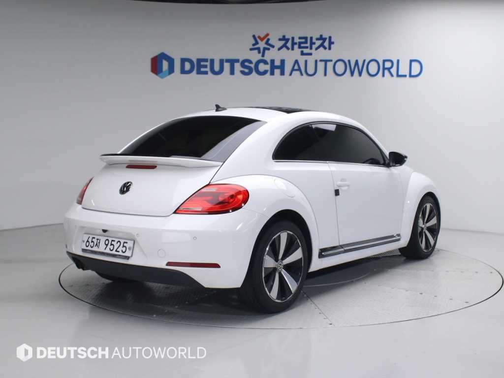Volkswagen Beetle - Vista 2