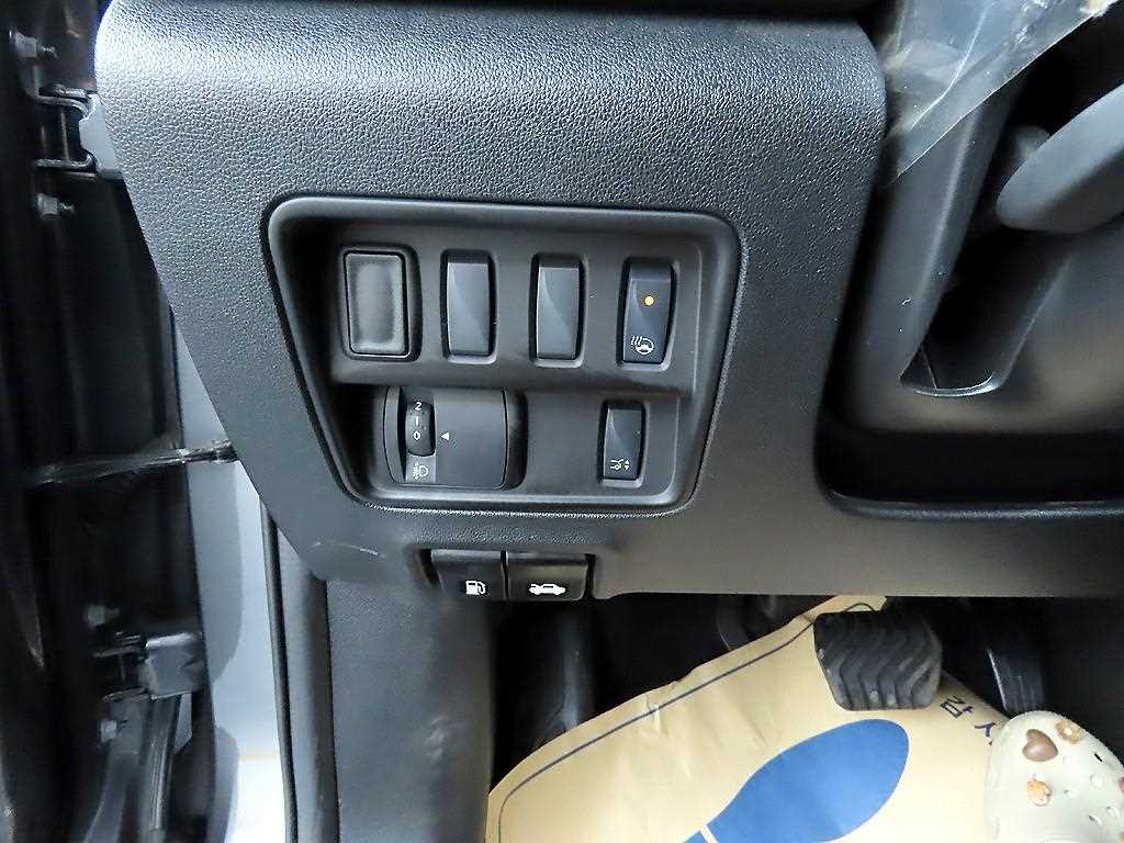 SAMSUNG QM6 - Vista 12