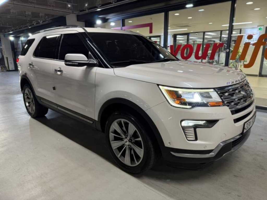 Ford Explorer - Vista 2