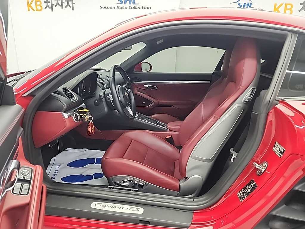 Porsche 718 - Vista 11