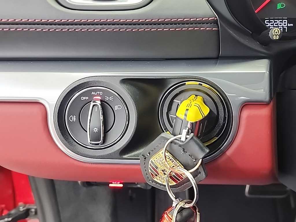 Porsche 718 2020 Rojo - Importación desde Corea - HF Imports Iquique - Foto 14