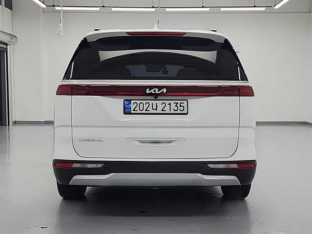 KIA Carnival - Vista 3