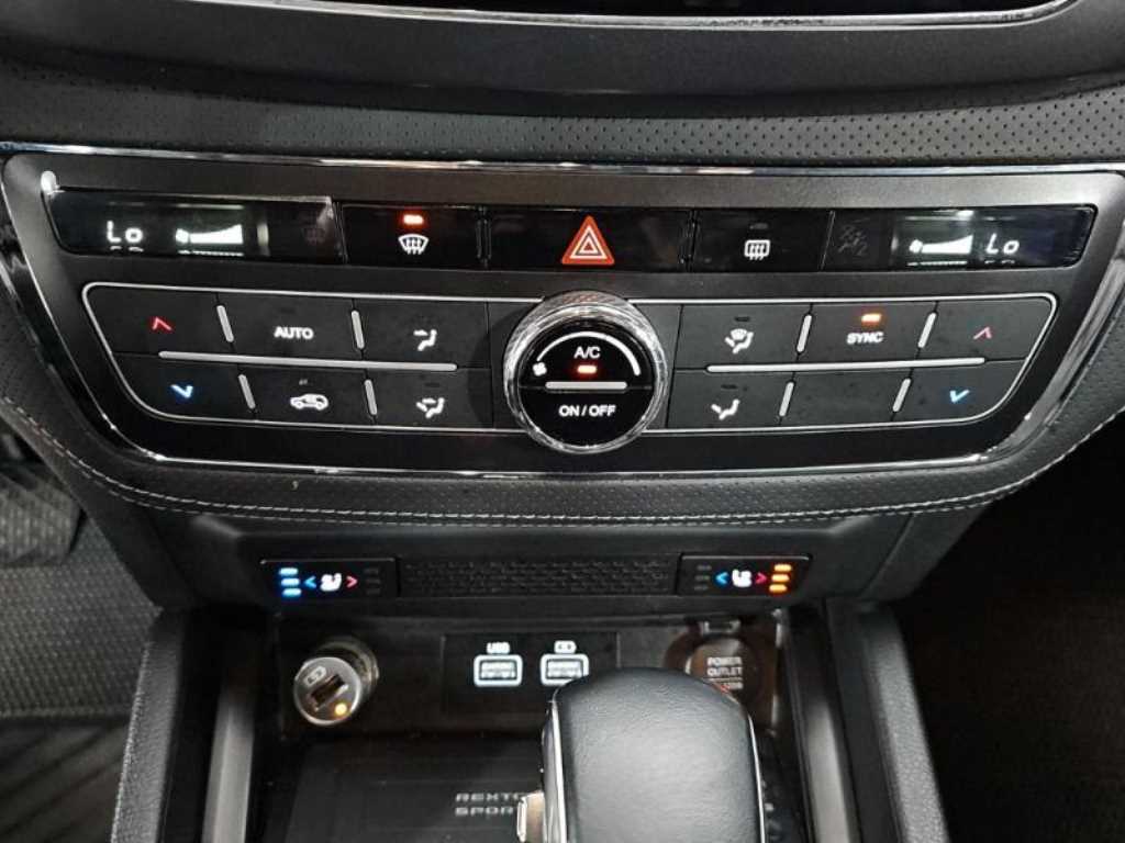 Ssangyong Rexton - Vista 12