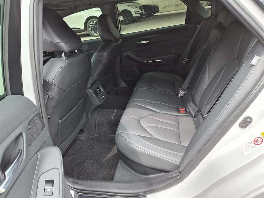 Toyota Avalon - Vista 7