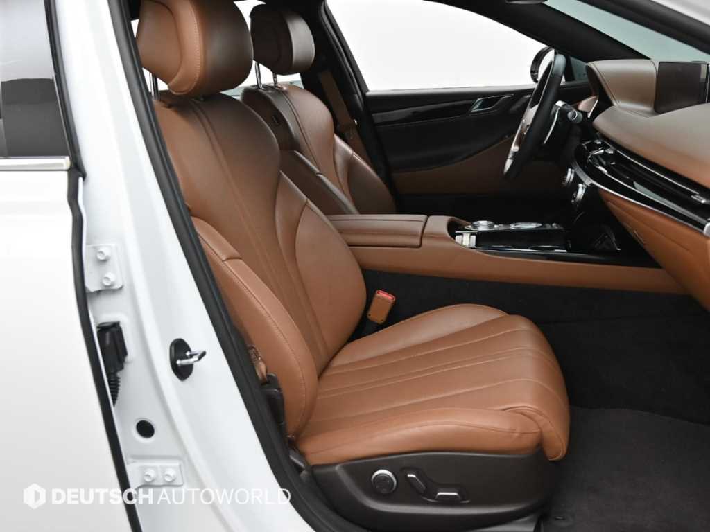 Genesis G80 - Vista 10