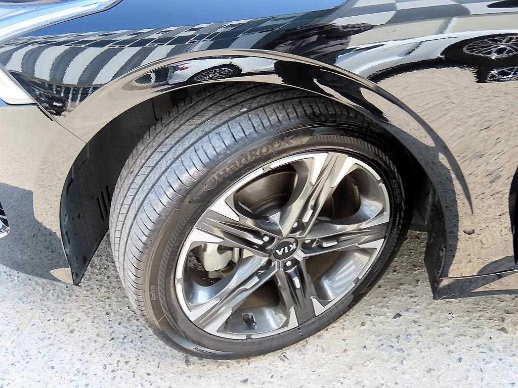 KIA K5 2021 Negro - Importación desde Corea - HF Imports Iquique - Foto 20
