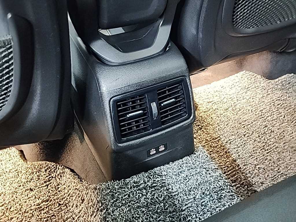 BMW X1 2020 Negro - Importación desde Corea - HF Imports Iquique - Foto 13