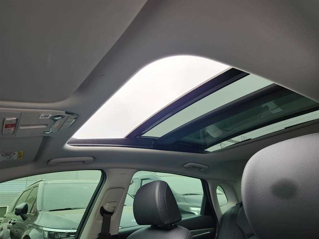 HYUNDAI Grandeur - Vista 10