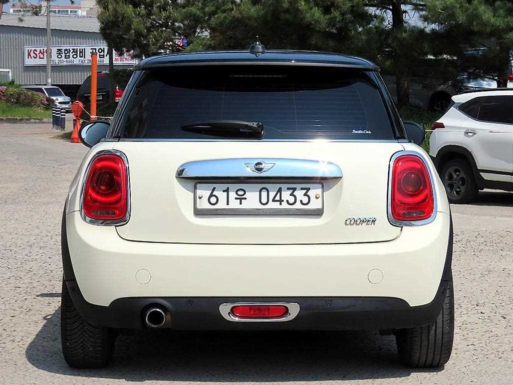 Mini Cooper - Vista 4