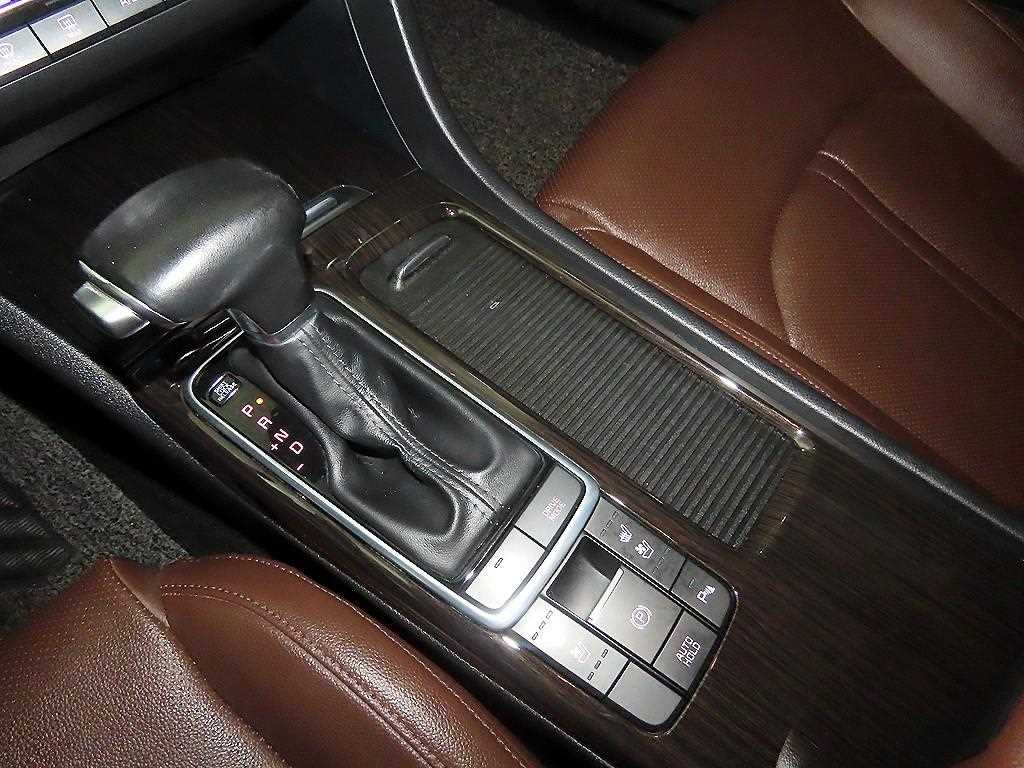 KIA K5 - Vista 12
