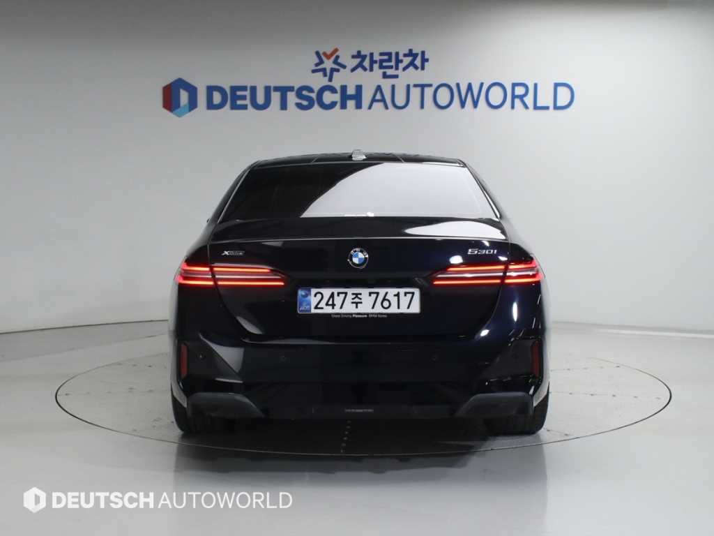 BMW 5 Series - Vista 4