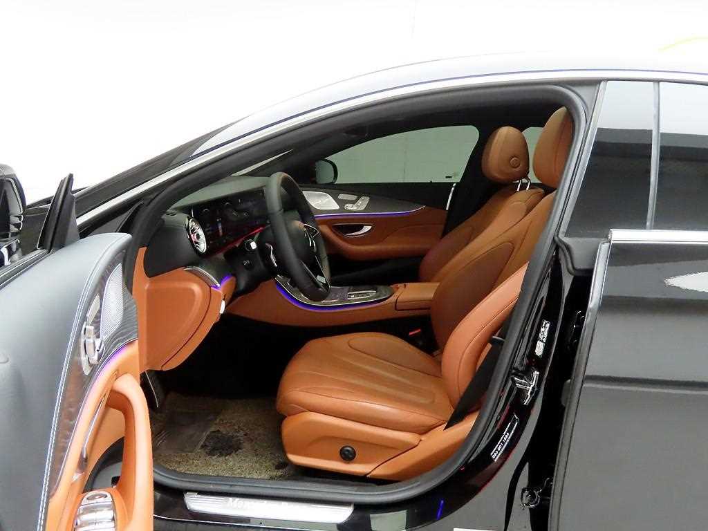 Mercedes Benz CLS Class - Vista 11