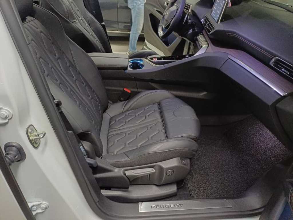Peugeot 5008 2024 Blanco - Importación desde Corea - HF Imports Iquique - Foto 16