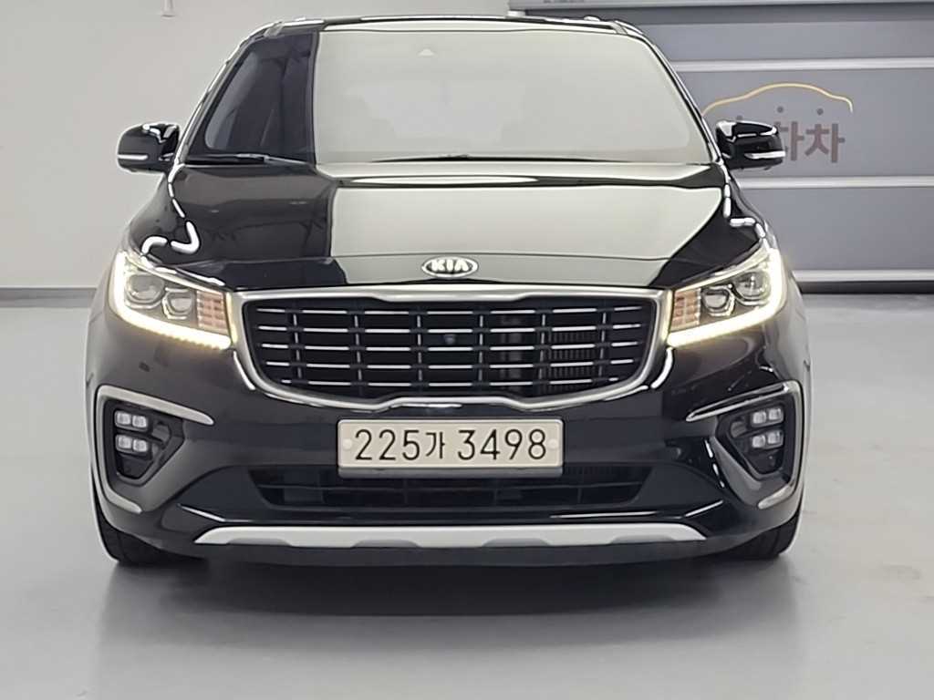 KIA Carnival - Vista 2