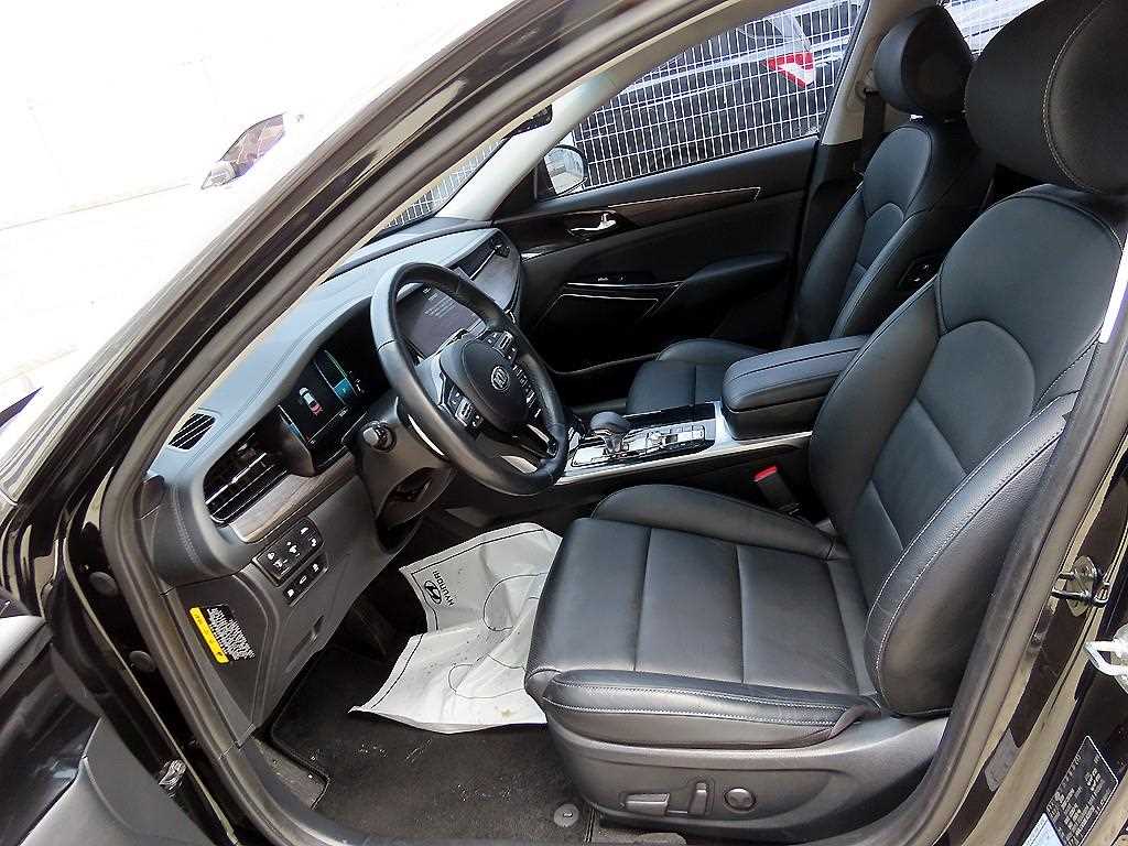 KIA K7 - Vista 5