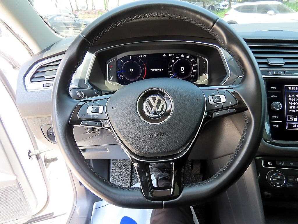 Volkswagen Tiguan - Vista 8