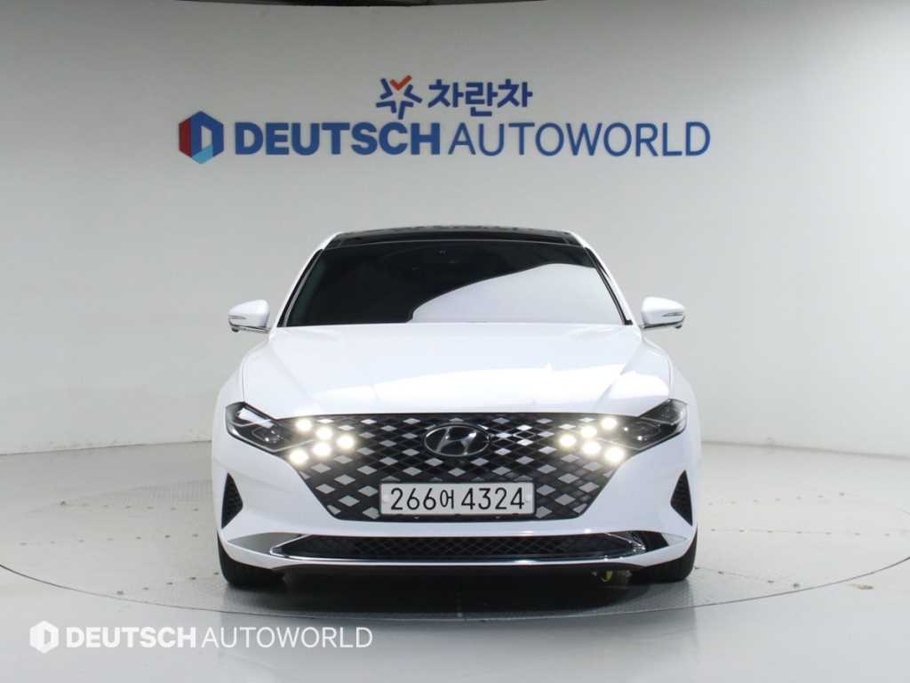 HYUNDAI Grandeur - Vista 3