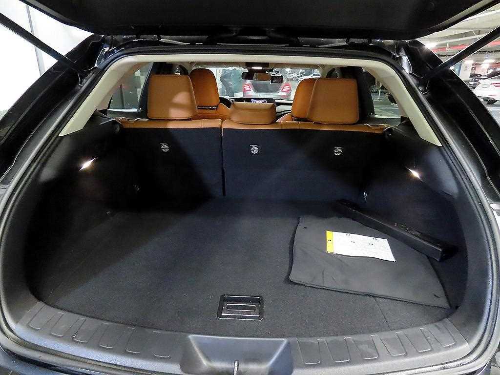 Lexus UX 2020 Negro - Importación desde Corea - HF Imports Iquique - Foto 18