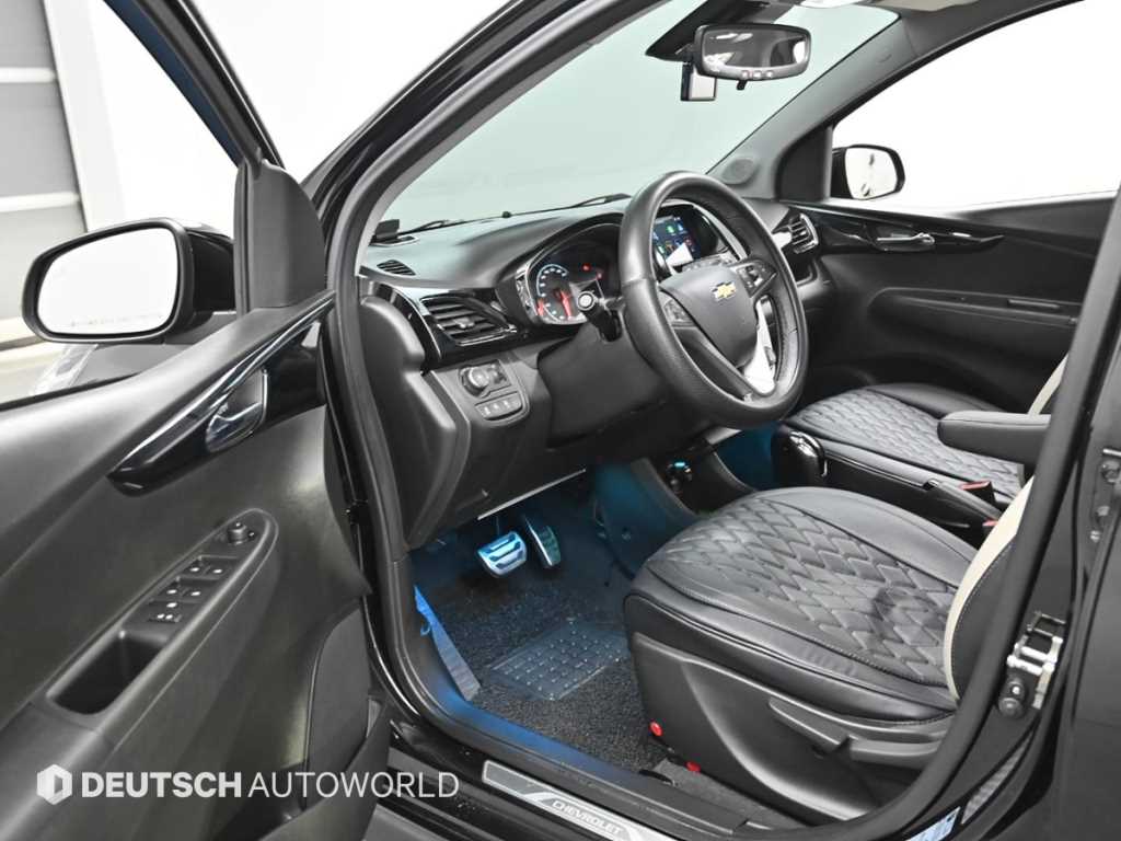 Chevrolet Spark - Vista 11