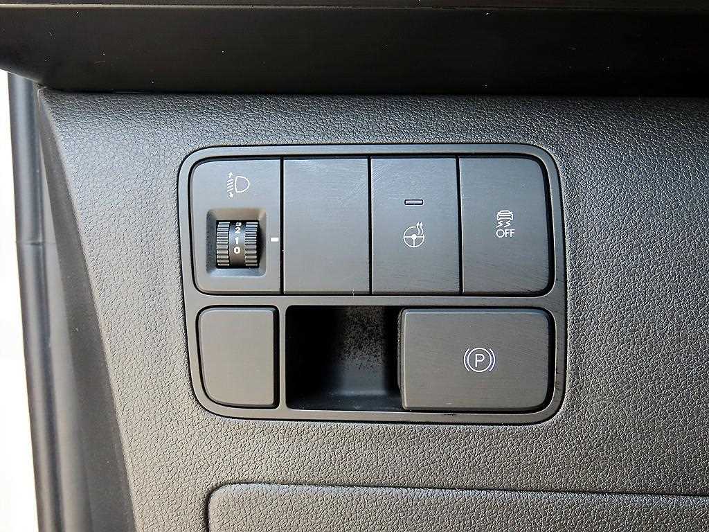 HYUNDAI Staria - Vista 12