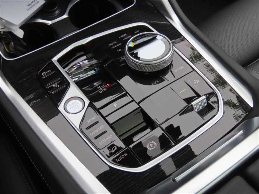 BMW X6 - Vista 6
