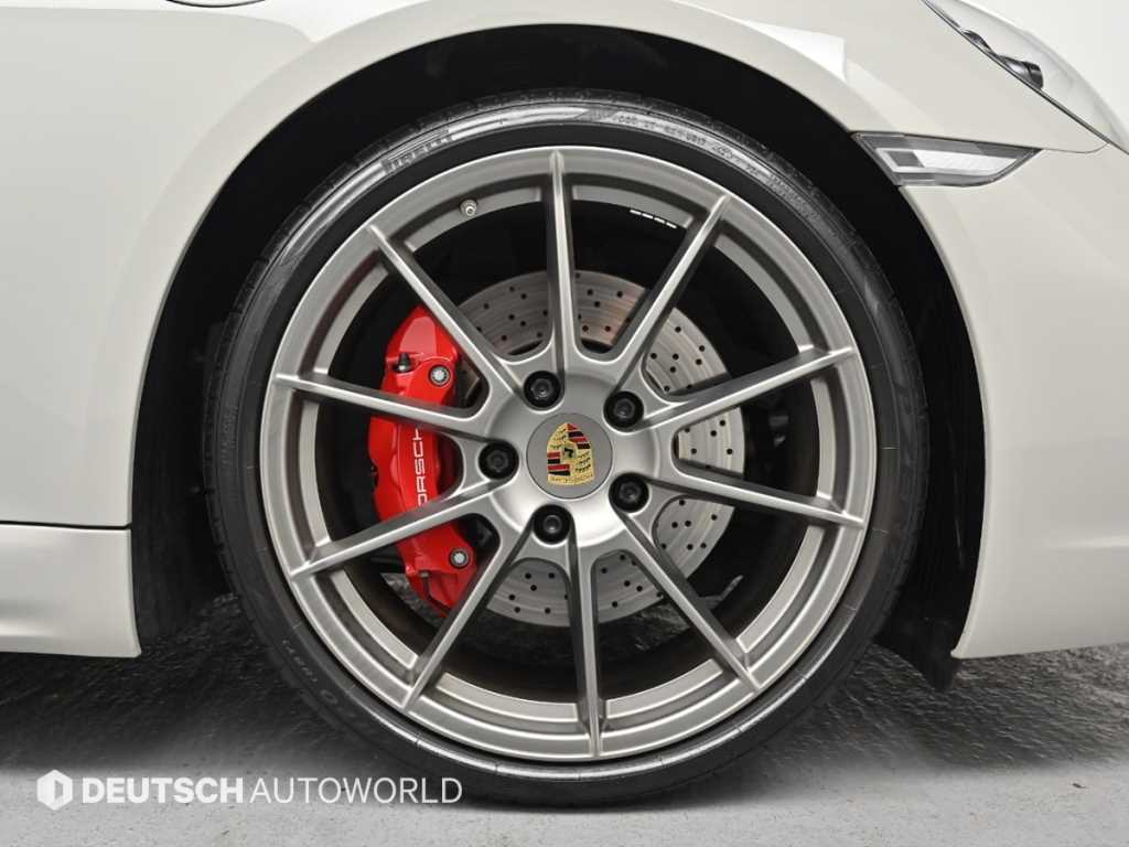 Porsche 718 - Vista 5