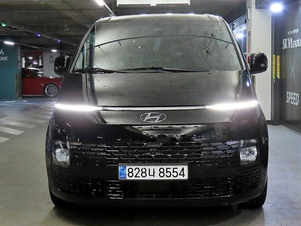 HYUNDAI Staria - Vista 2