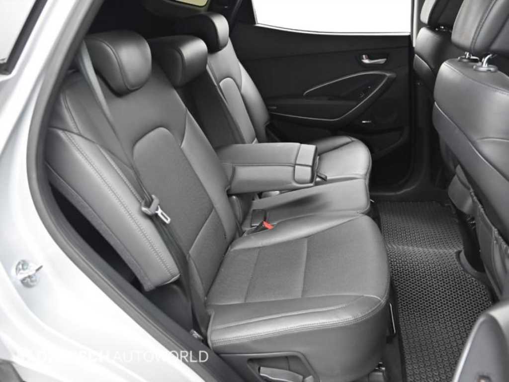 HYUNDAI Santa Fe - Vista 12