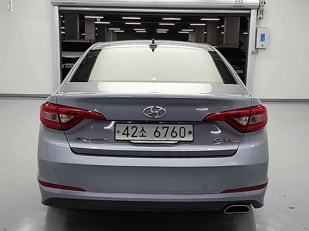 HYUNDAI Sonata - Vista 3
