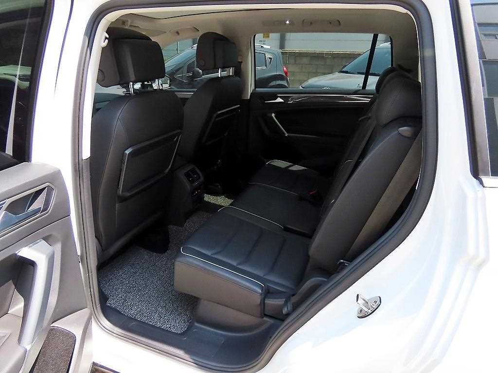 Volkswagen Tiguan - Vista 6