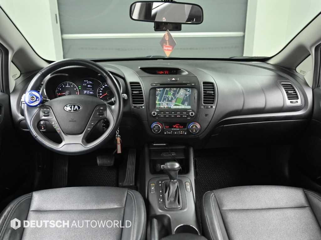 KIA K3 - Vista 7