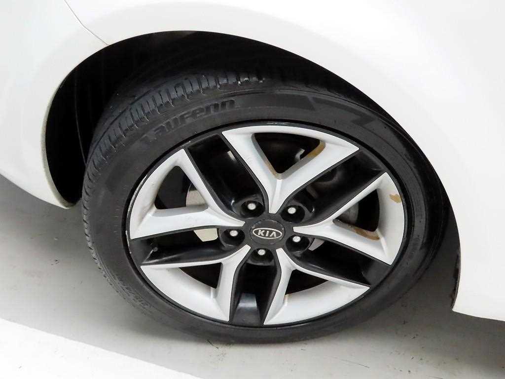 KIA Forte 2010 Blanco - Importación desde Corea - HF Imports Iquique - Foto 18
