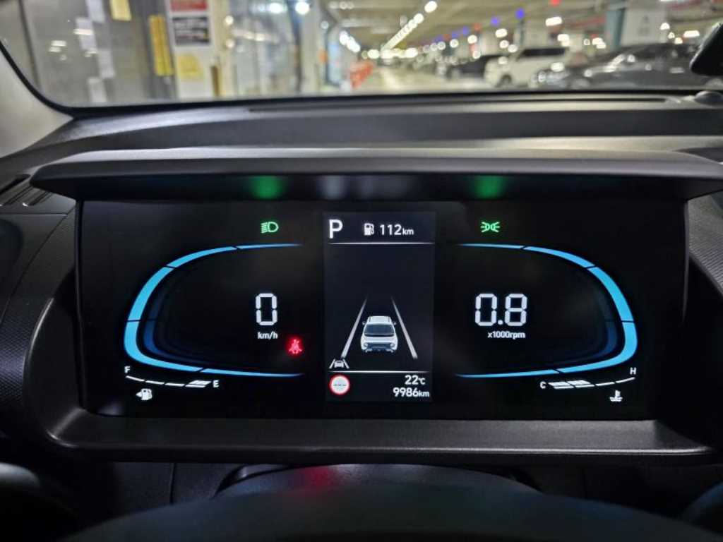 HYUNDAI Casper - Vista 9
