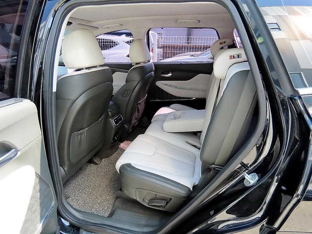 HYUNDAI Santa Fe - Vista 6